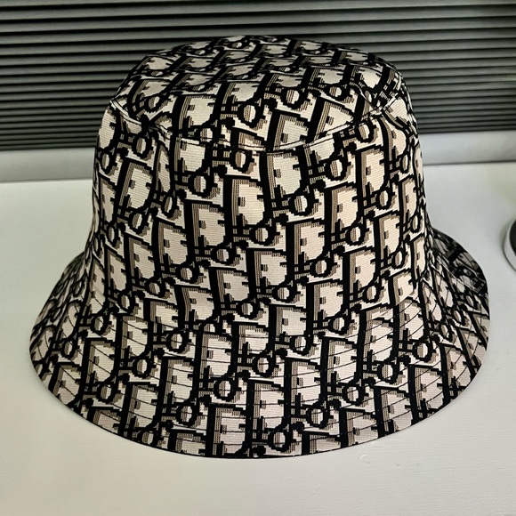 Authentic Dior Reversible Teddy-D Small Brim Bucket Hat - Picture 3 of 8